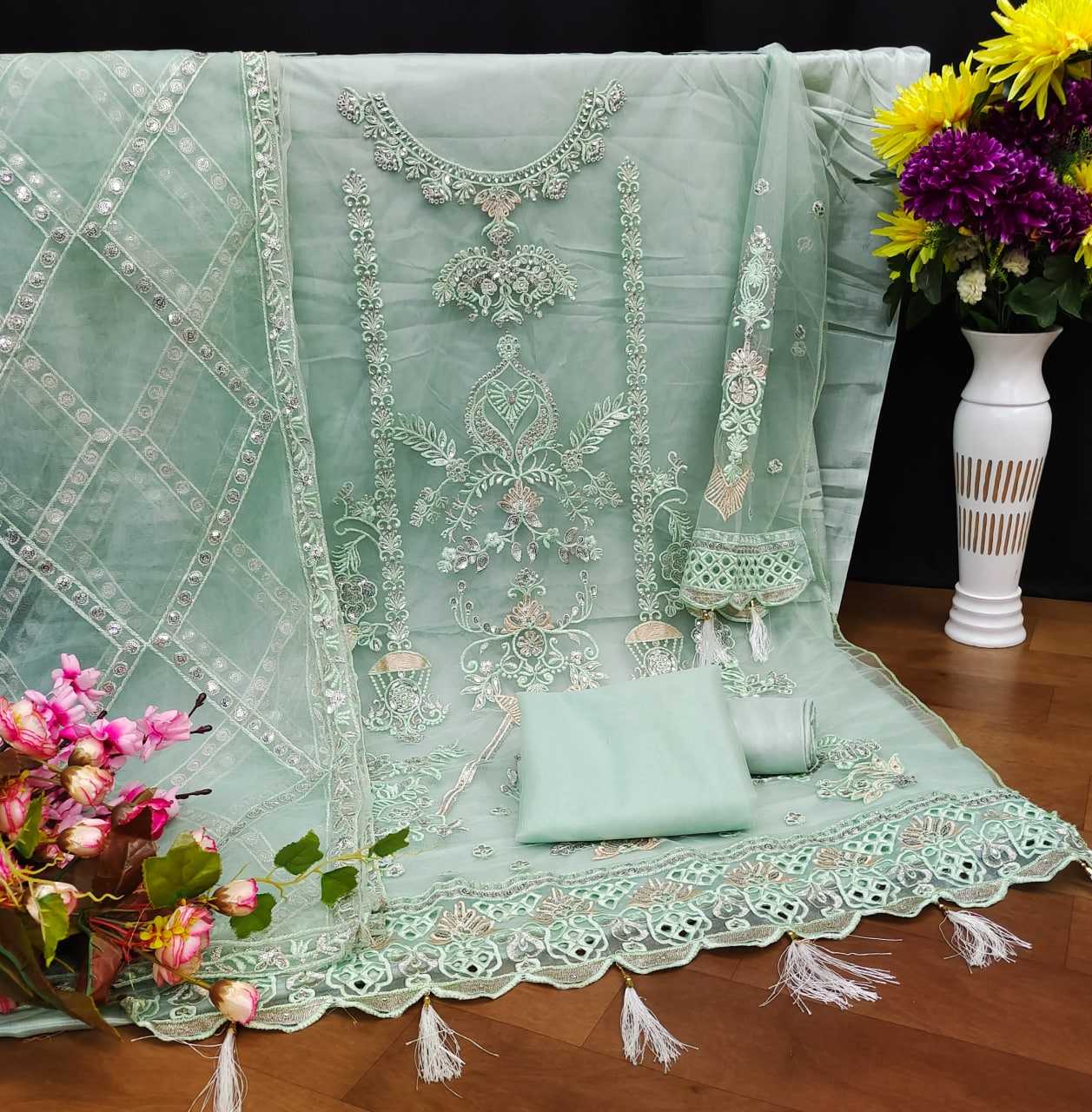 Embroidery Suit