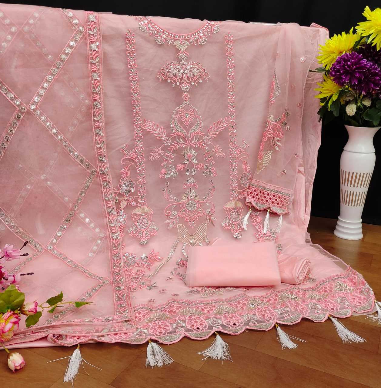 Embroidery Suit