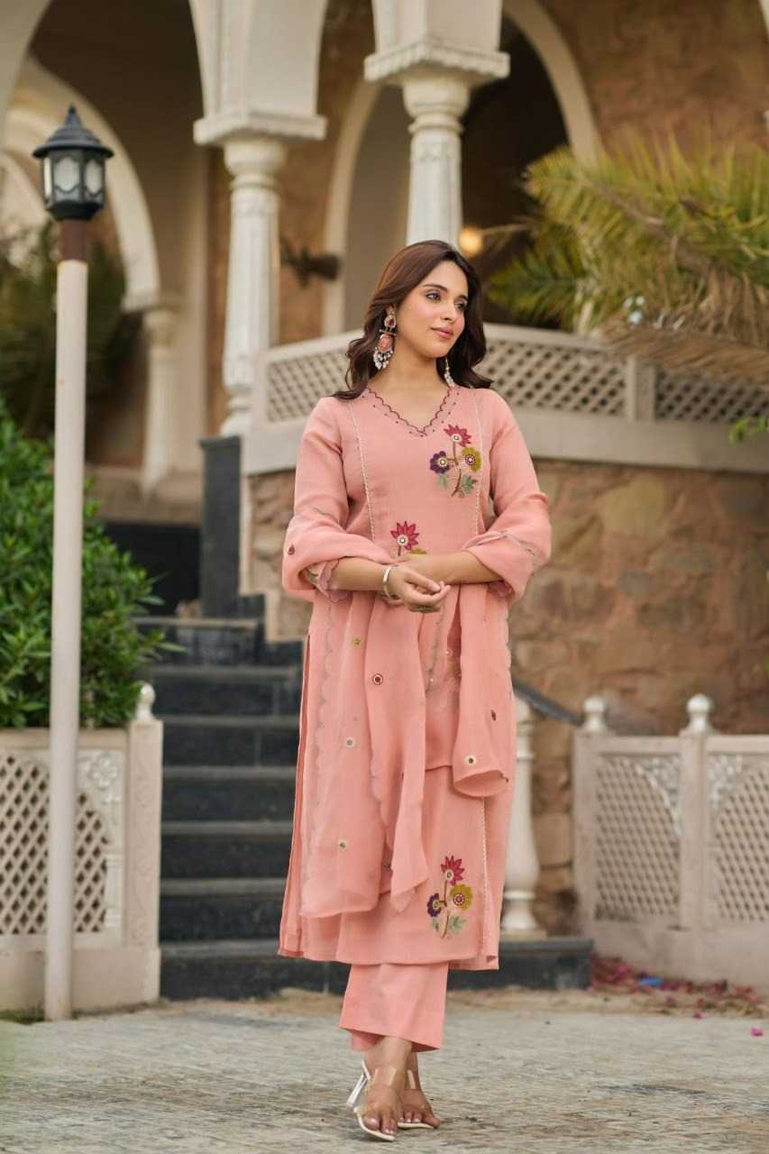 Heavy Roman Silk Embroidery Suit 135