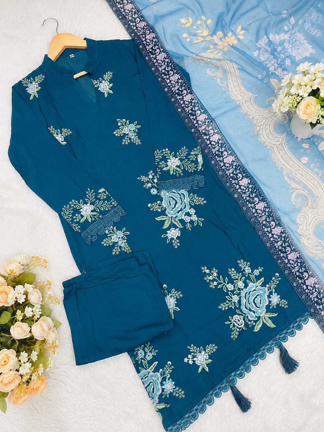 Embroidery Suit