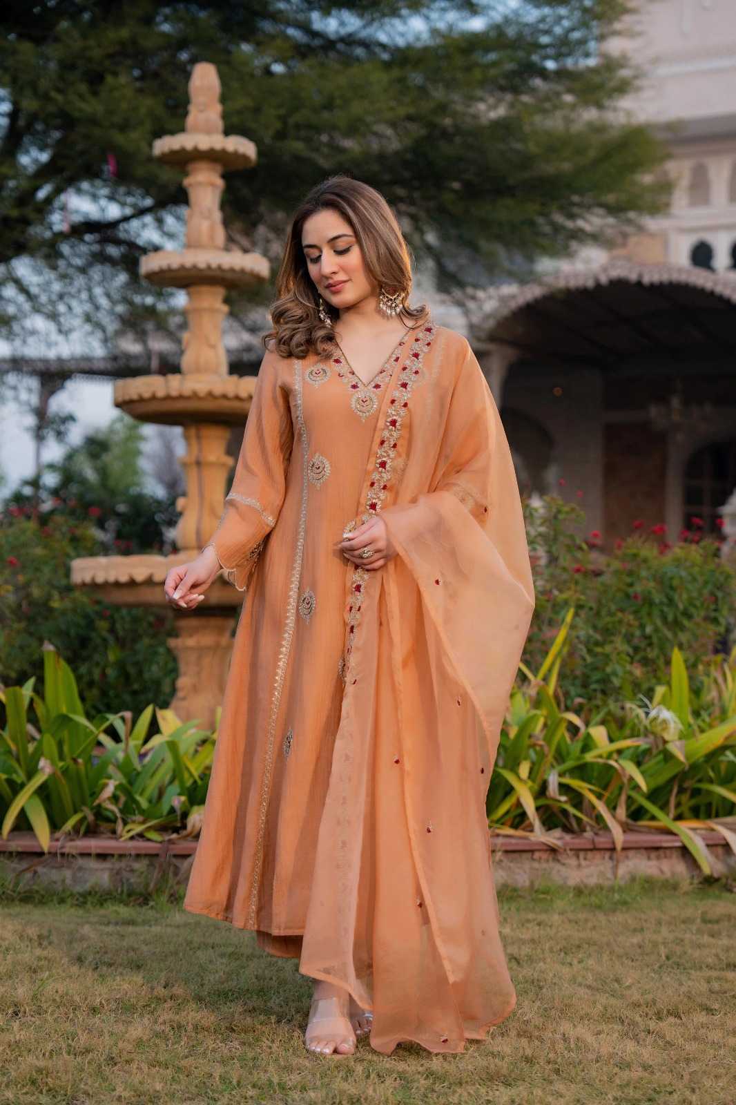 Crush Silk Embroidery Suit