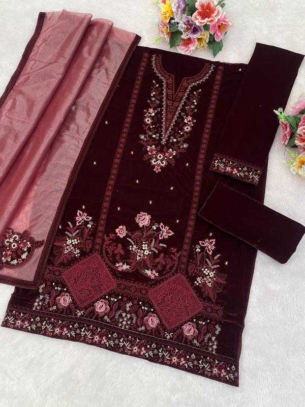 Mah-e-rooh Velvet Ladies Suit