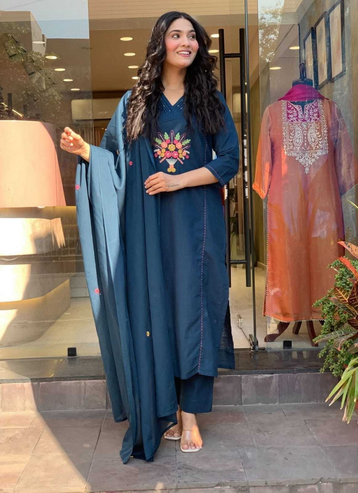 Rayon Kurti