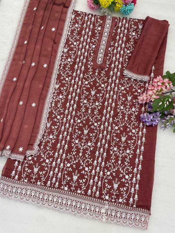 Crunchi Embroidery Suit