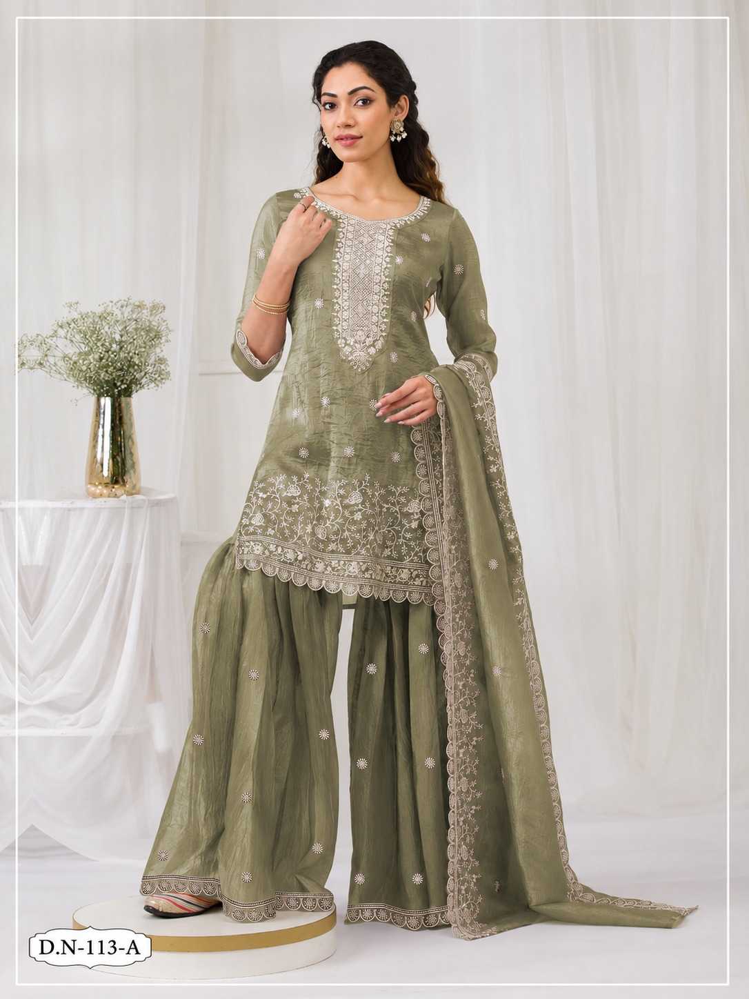 Embroidery Suit