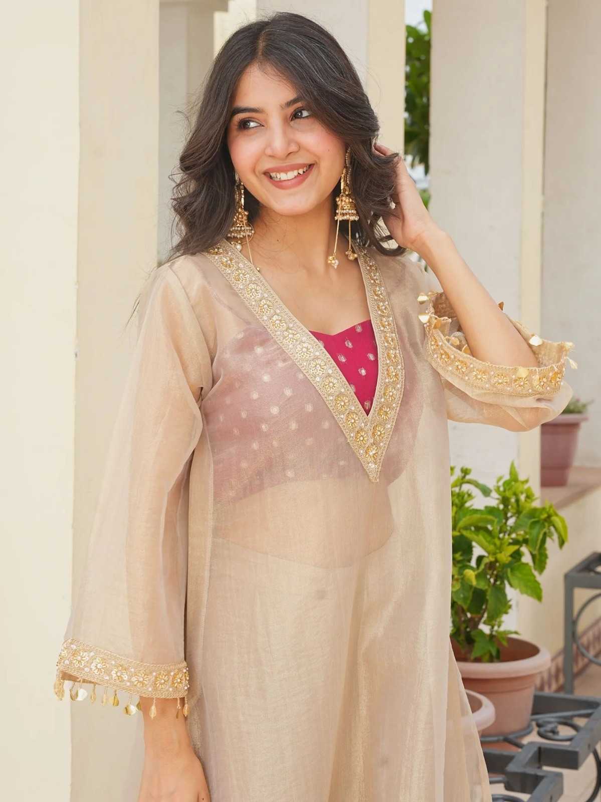 Varini Crunchi Ladies Suit