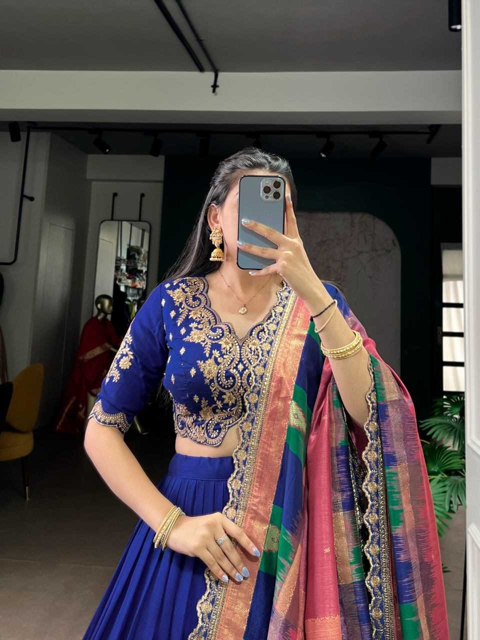 Vichitra Silk Lehenga in Morpich