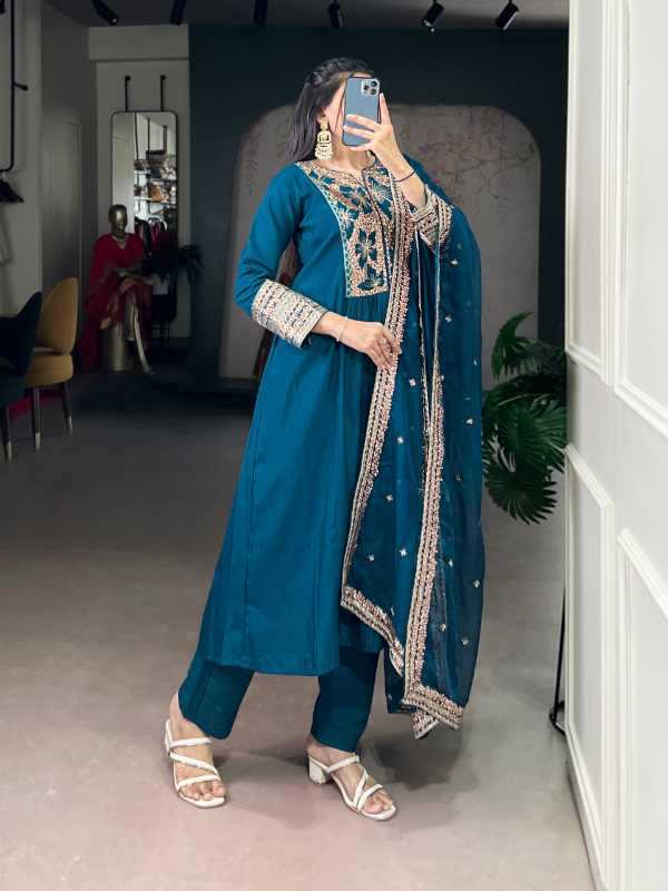 Heavy Roman Silk Embroidery Suit