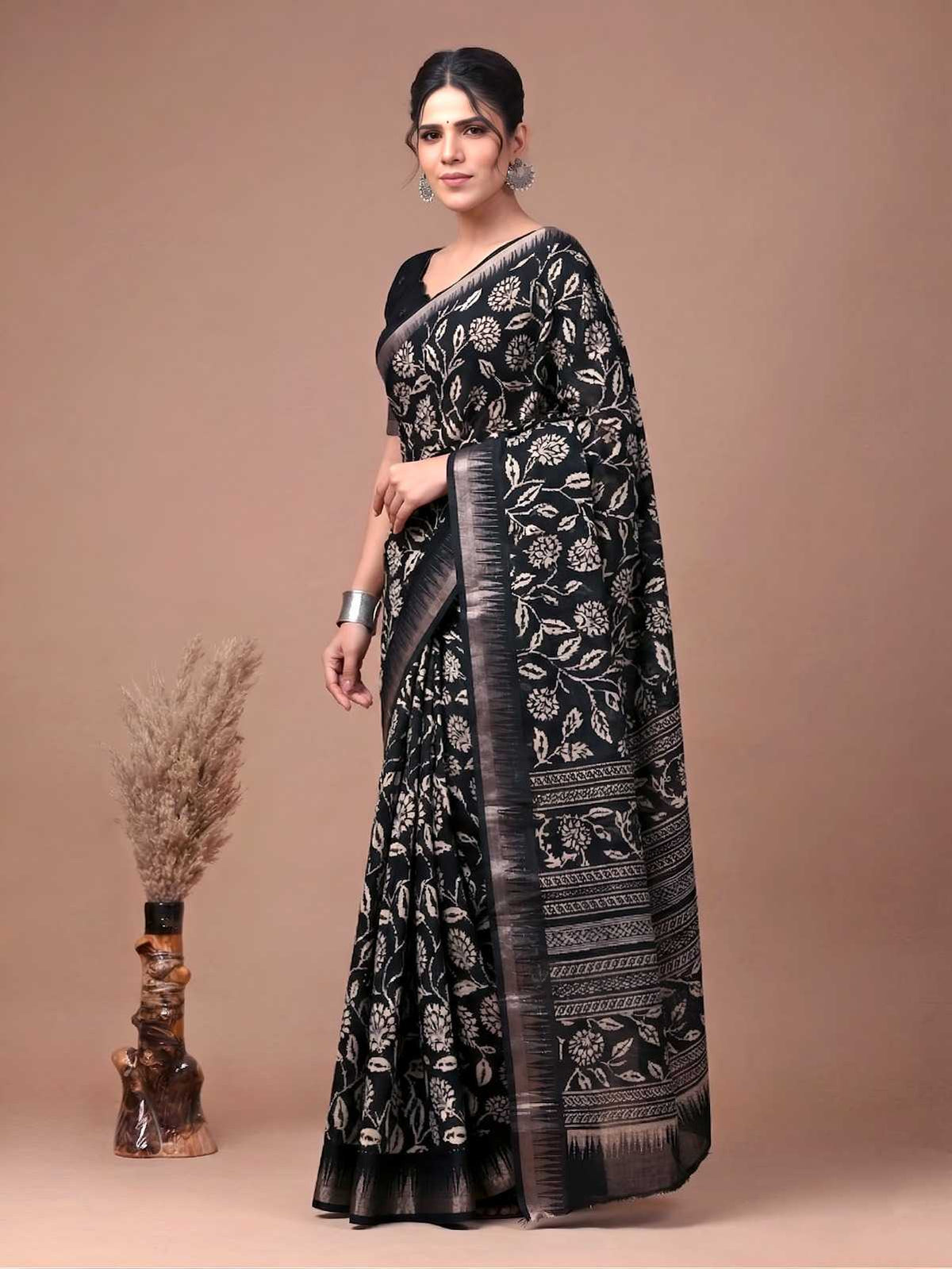 Slub Silk Printed Saree in Navy Blue