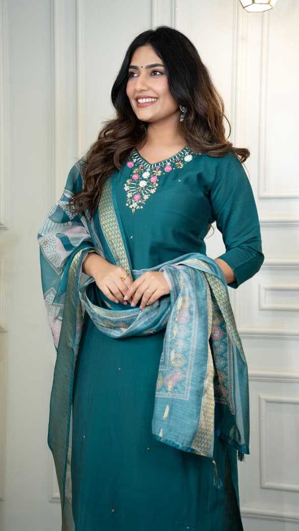 Heavy Roman Silk Ladies Suit