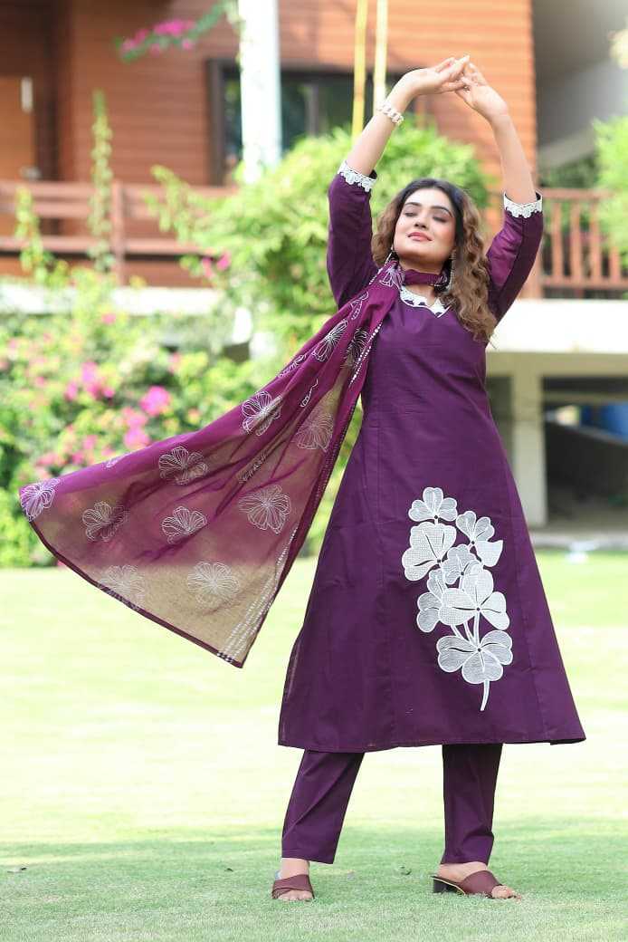 Embroidery Suit
