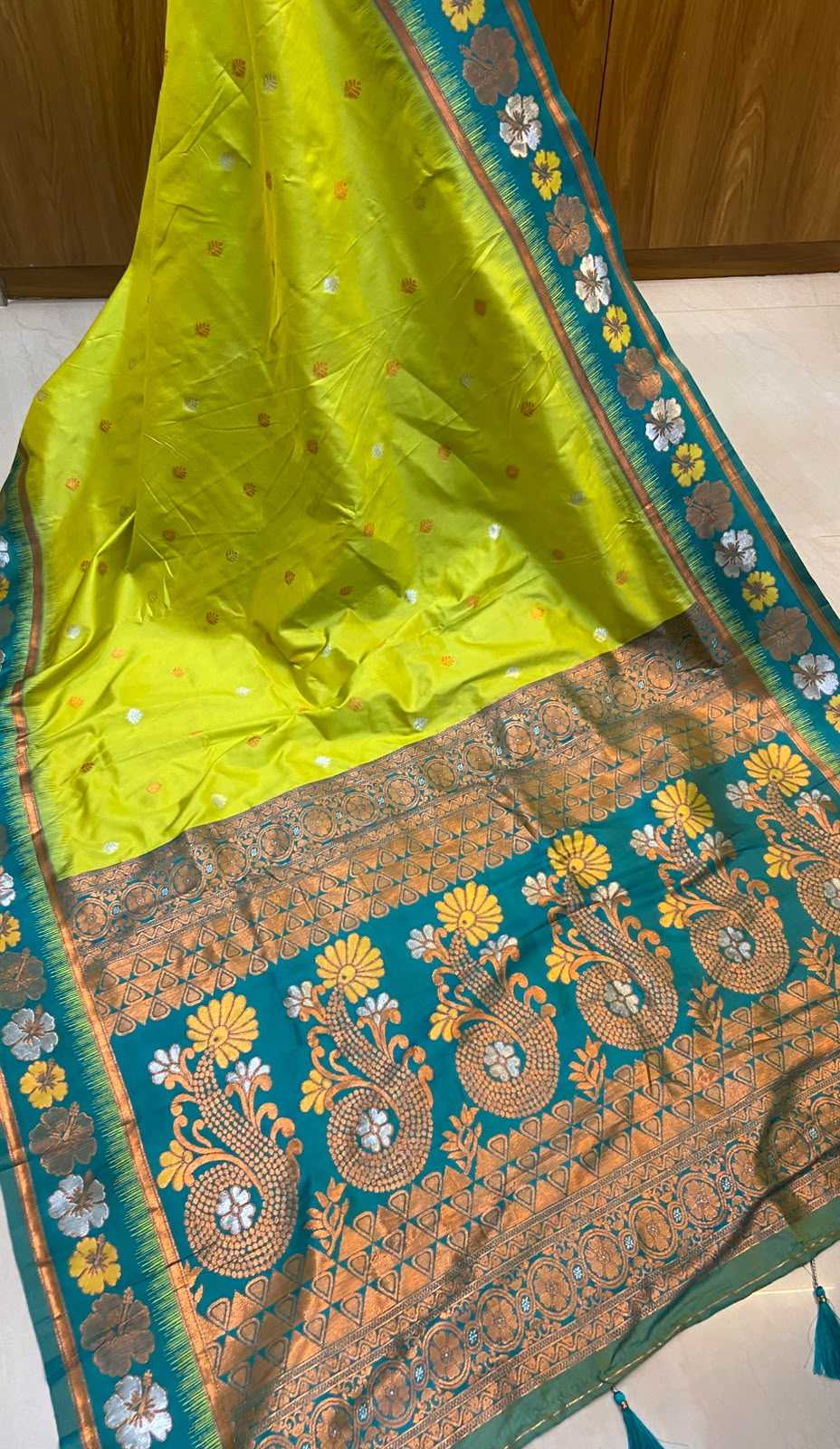 Oorjita Pure Silk Traditional Saree