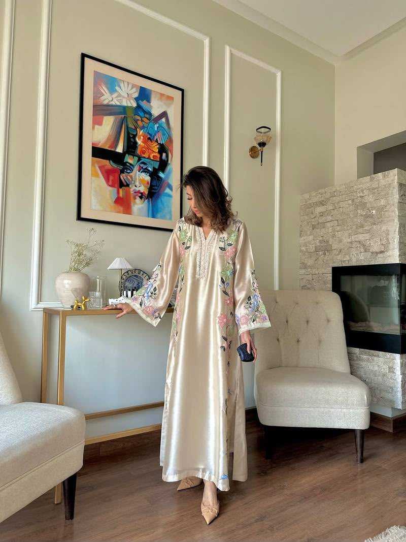 Heavy Roman Silk Embroidery Suit