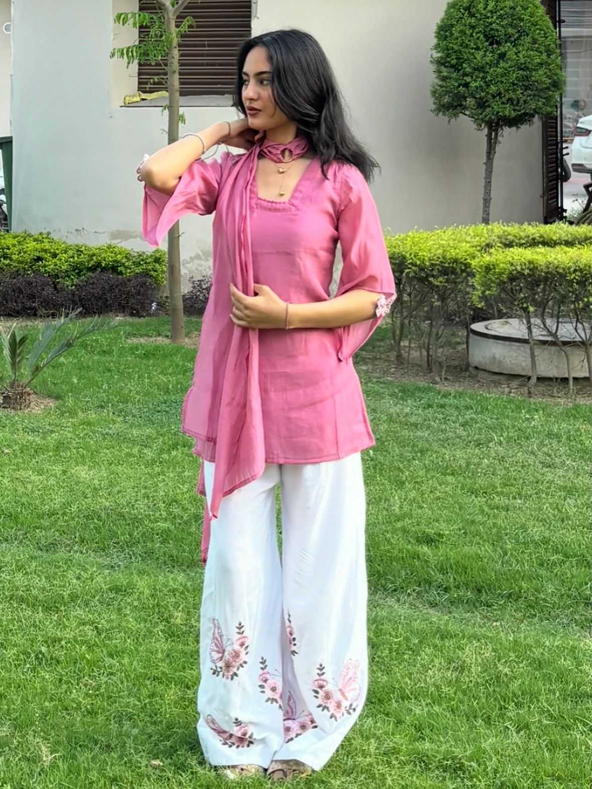Heavy Roman Silk Embroidered Kurti 1172