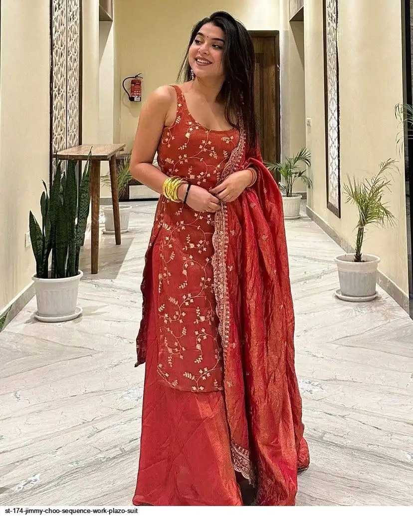 Chinon Embroidery Suit