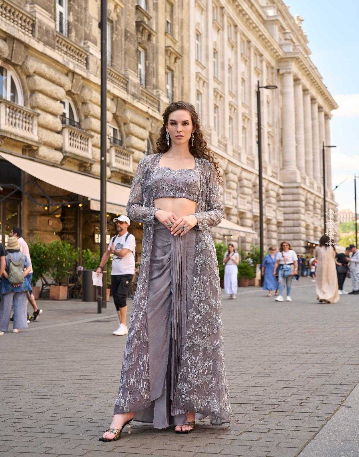 Crepe Silk Embroidery Suit