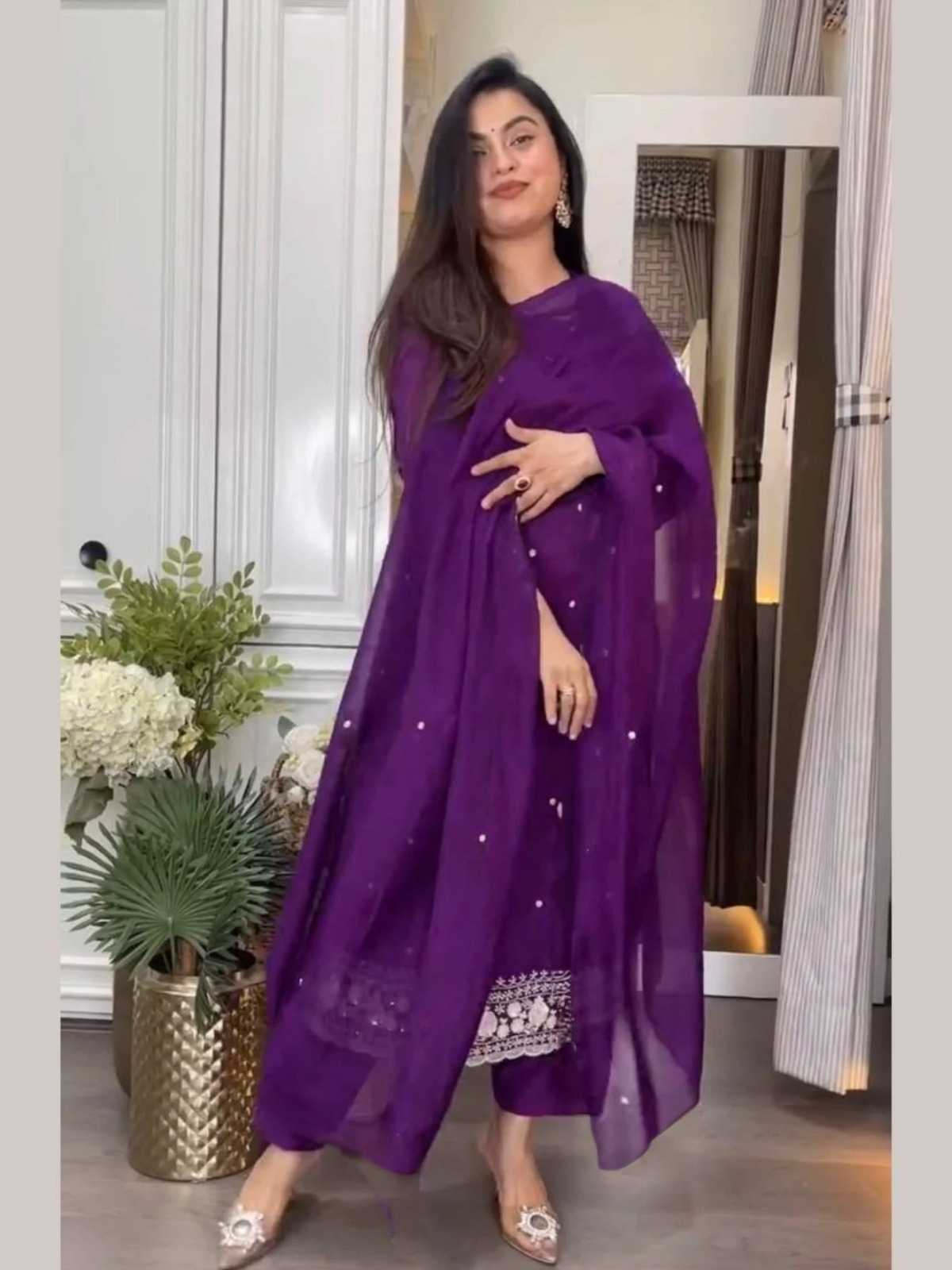 Embroidery Suit