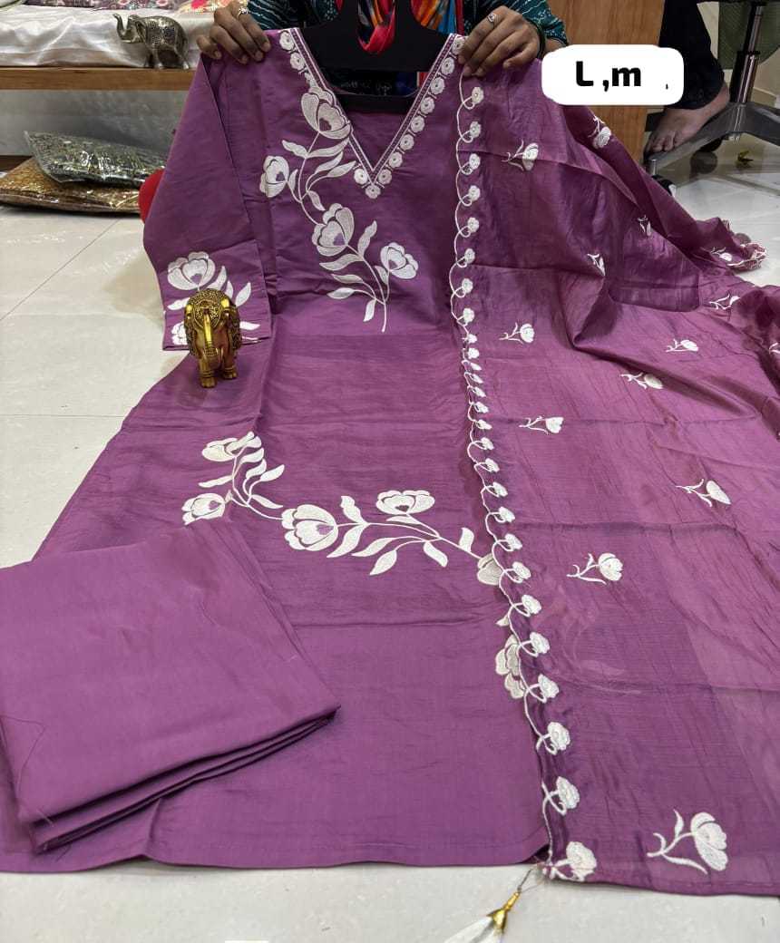Aaditri Heavy Muslin Designer Kurti