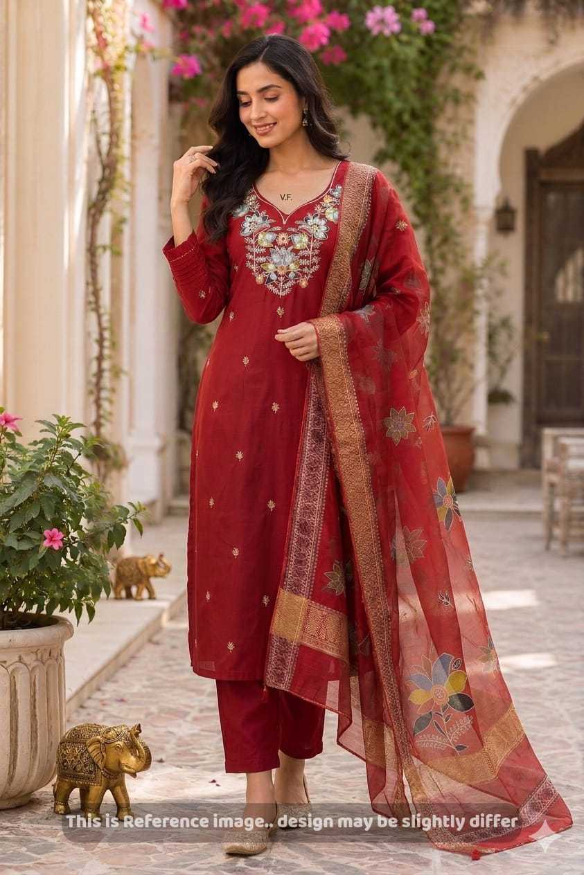 Dakshanya Heavy Silk Fancy Kurti