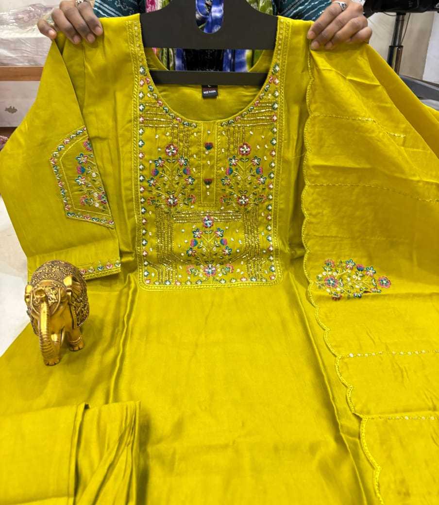 Ladies Suit
