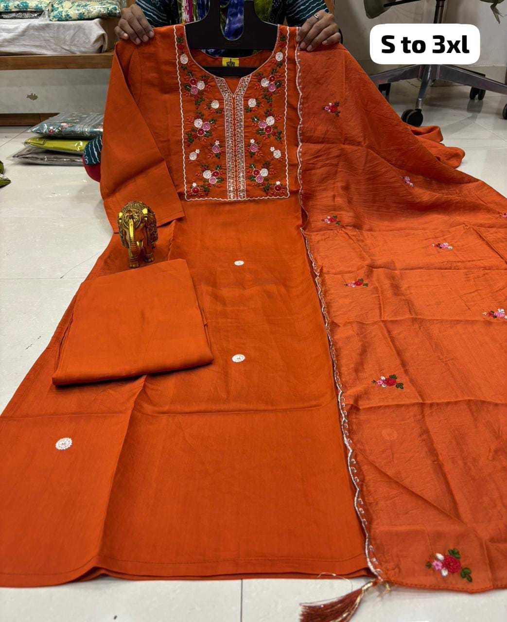 Mahvisha Muslin Party Wear Kurti