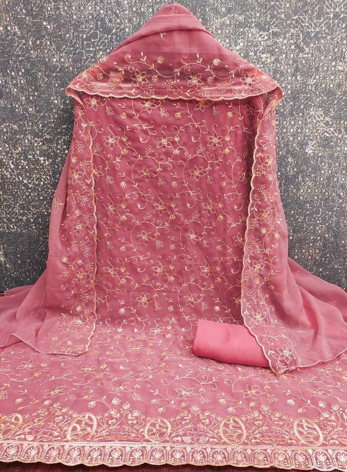 Ladies Suit