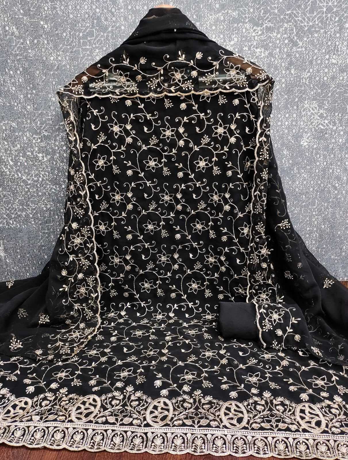 Ladies Suit