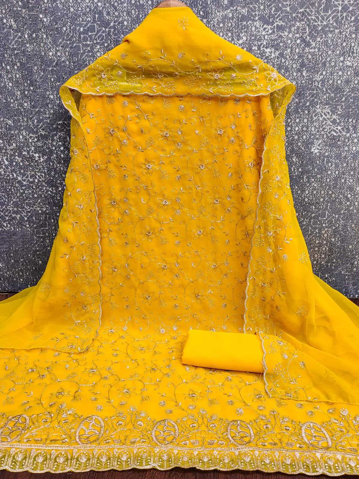 Ladies Suit