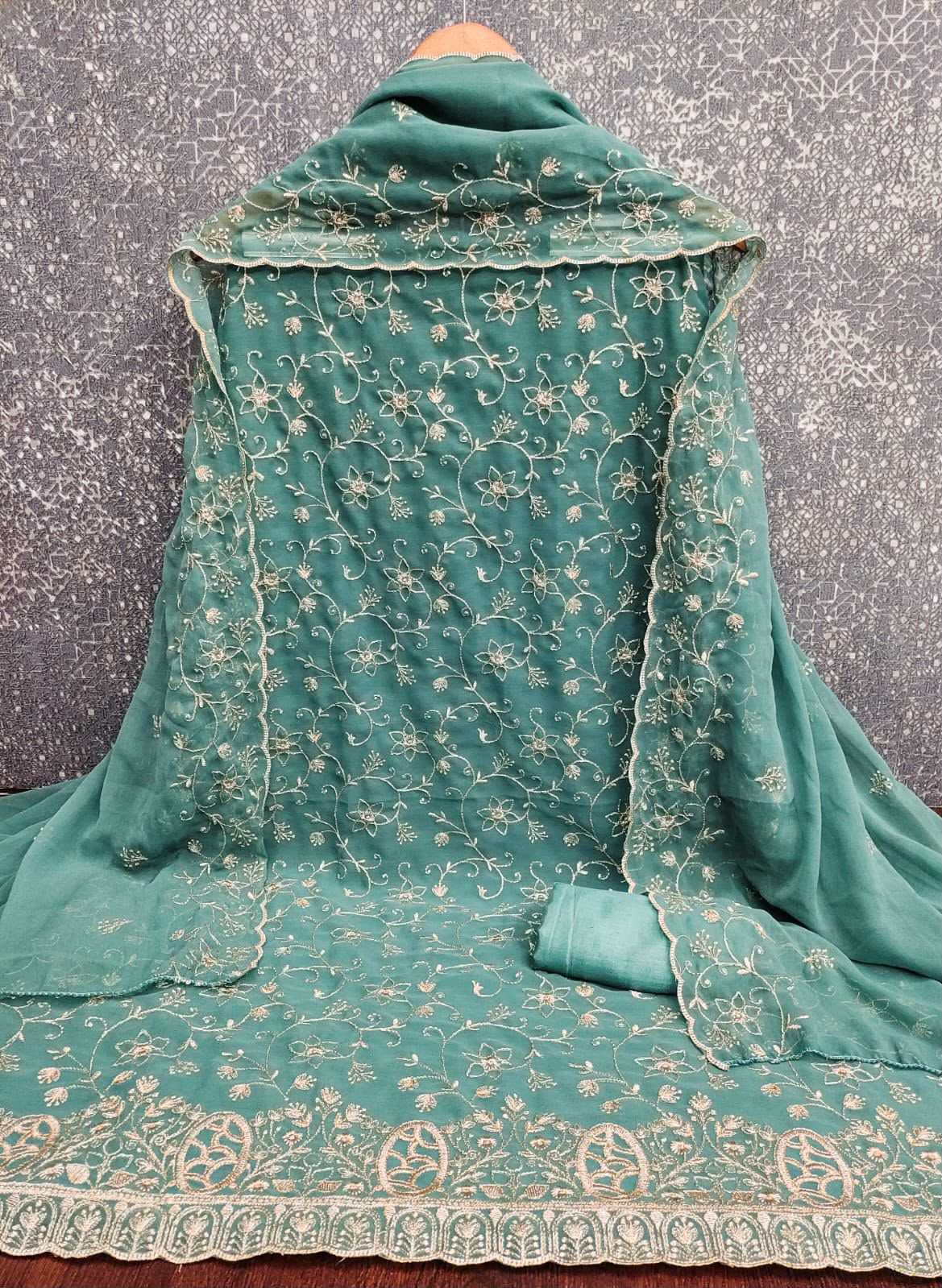 Ladies Suit