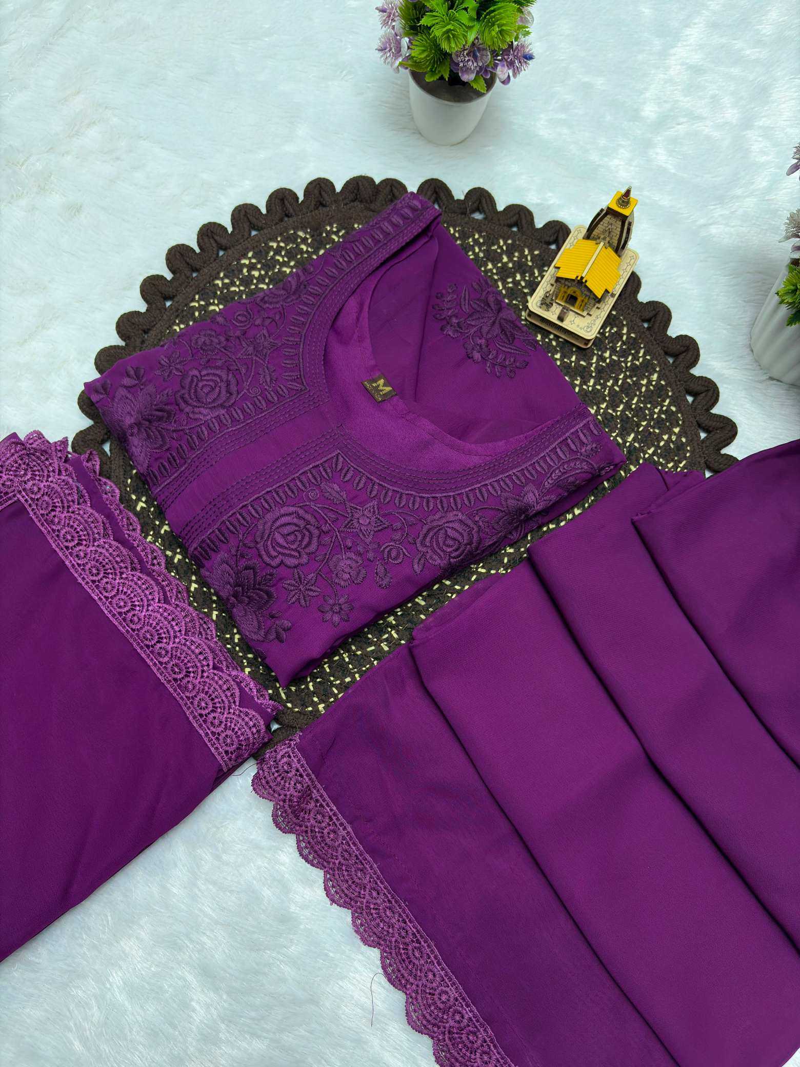 Embroidery Suit