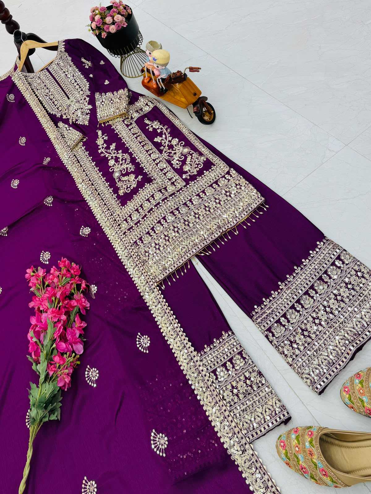 Chinon Silk Embroidery Suit