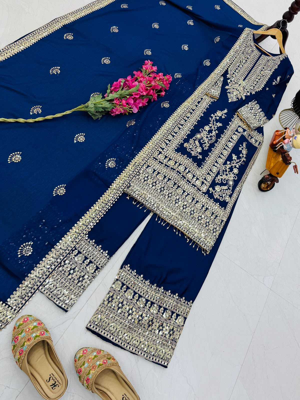 Chinon Silk Embroidery Suit