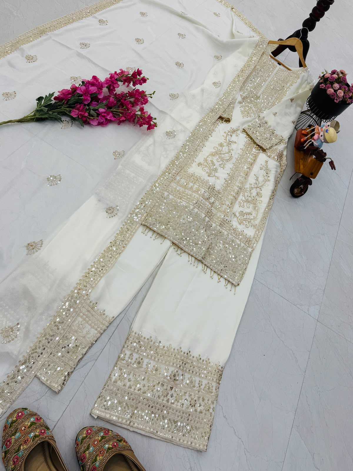 Chinon Silk Embroidery Suit