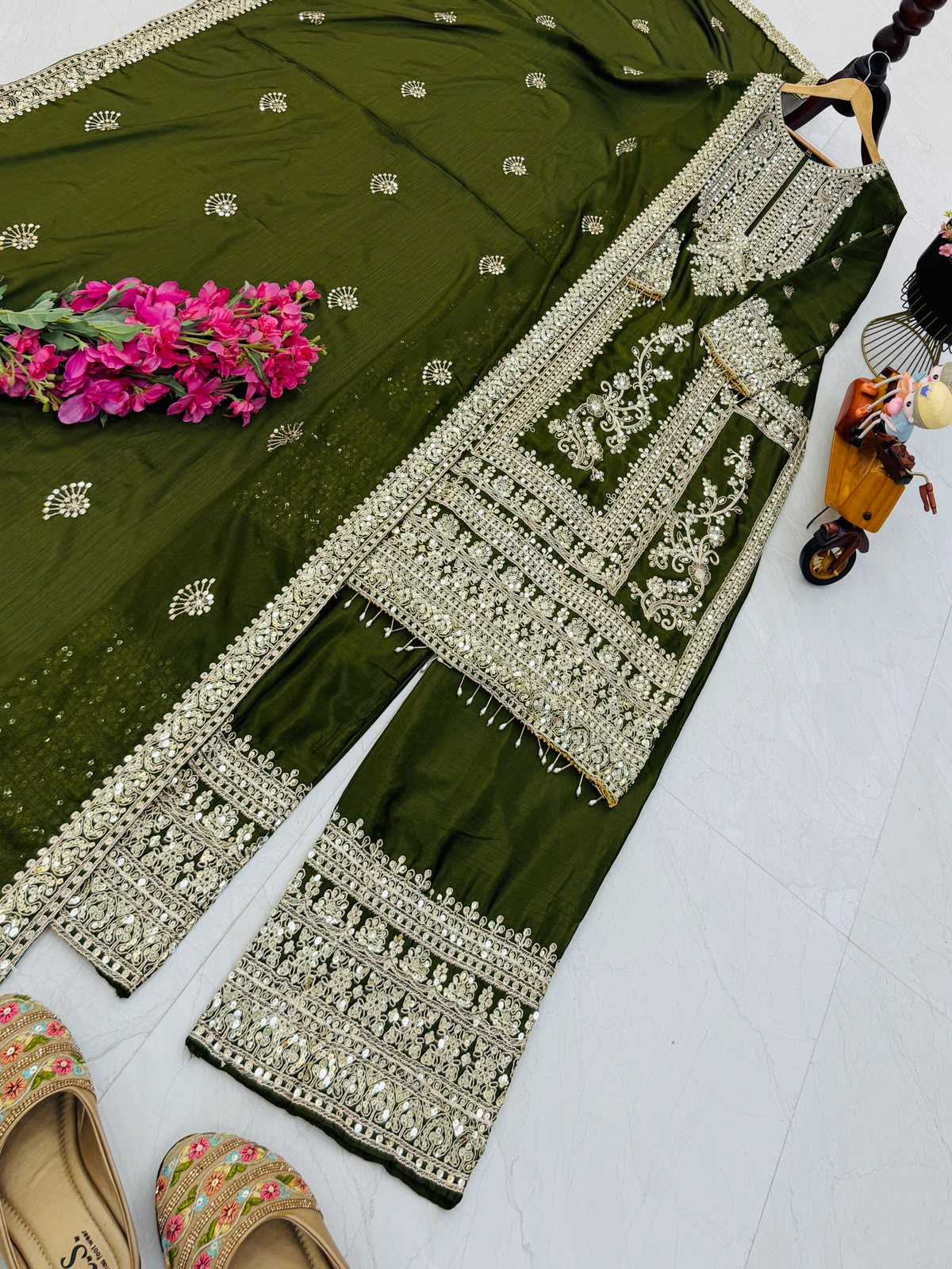 Chinon Silk Embroidery Suit