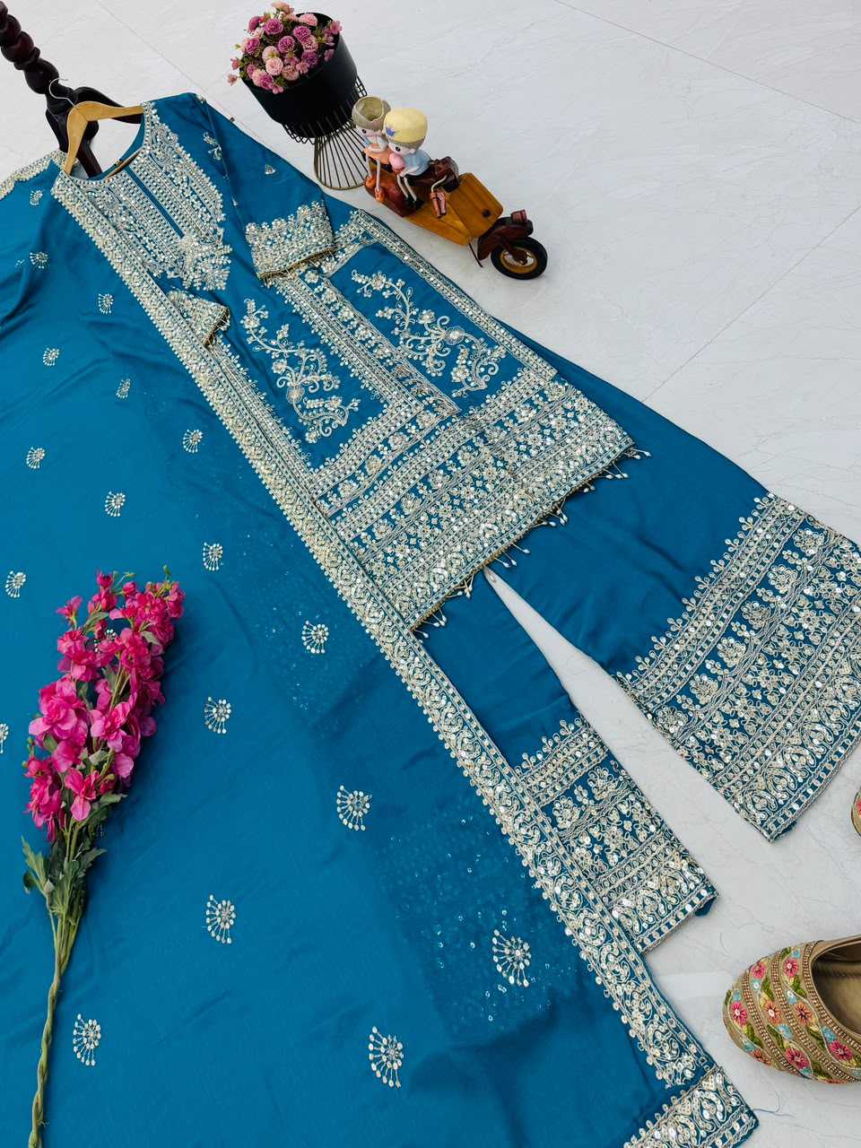 Chinon Silk Embroidery Suit