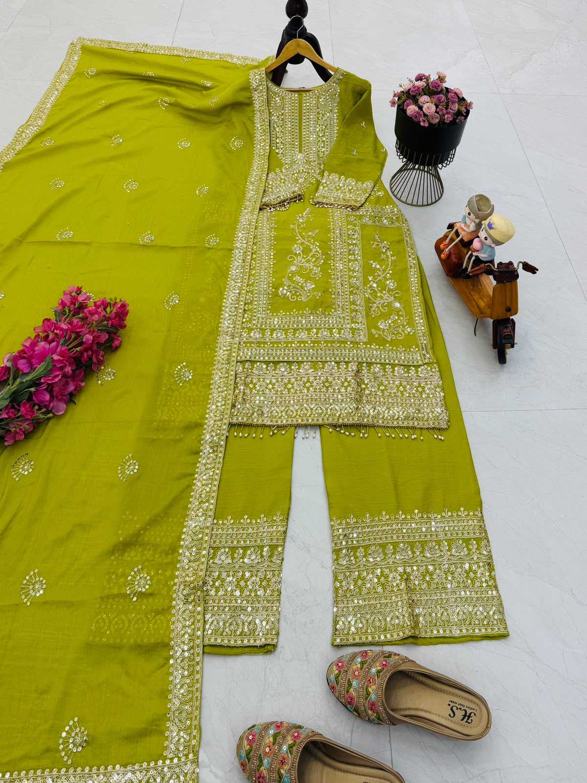 Chinon Silk Embroidery Suit