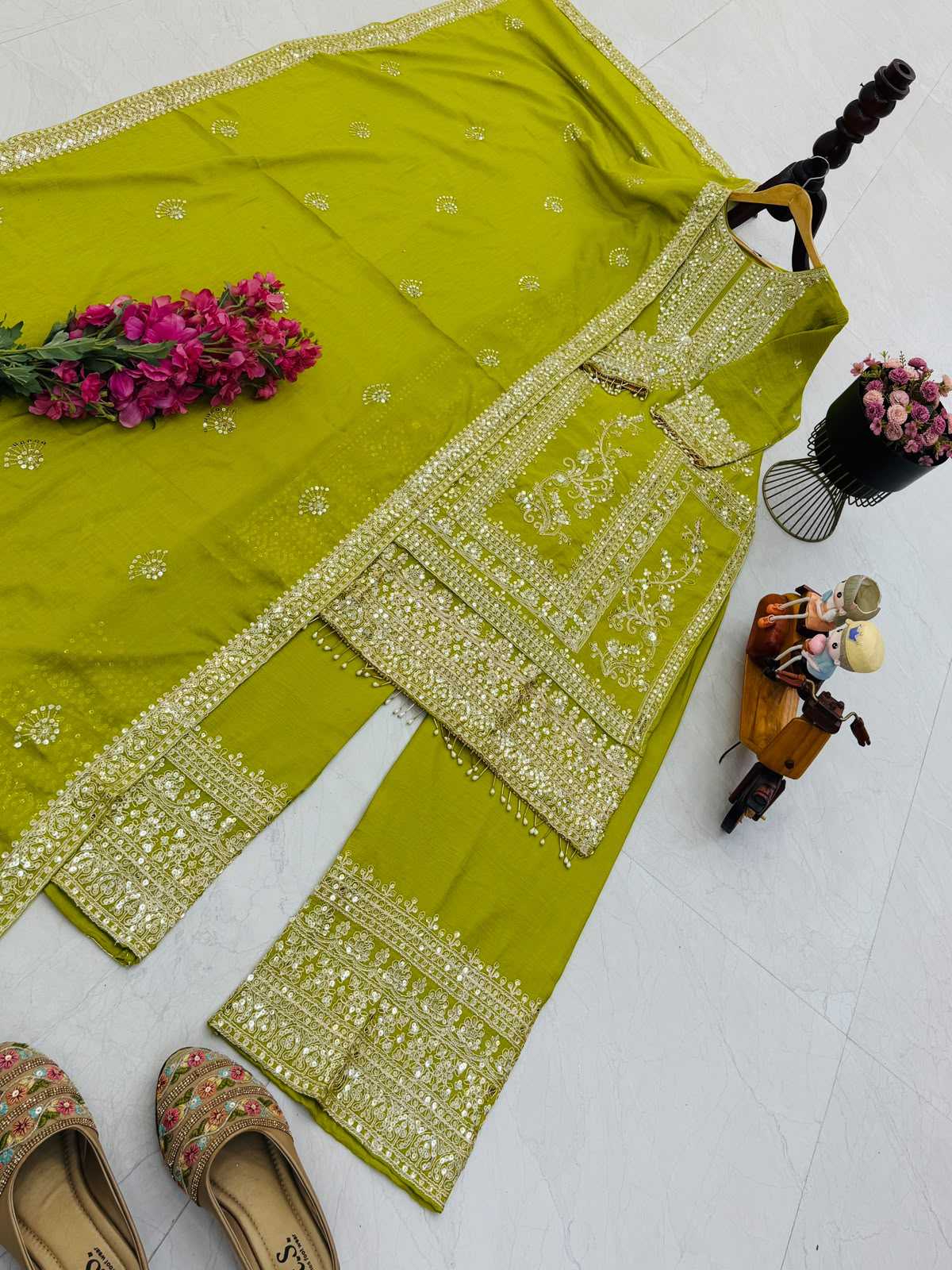 Chinon Silk Embroidery Suit