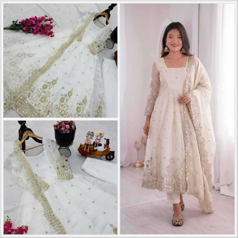 Fendy Embroidery Gown in Purple