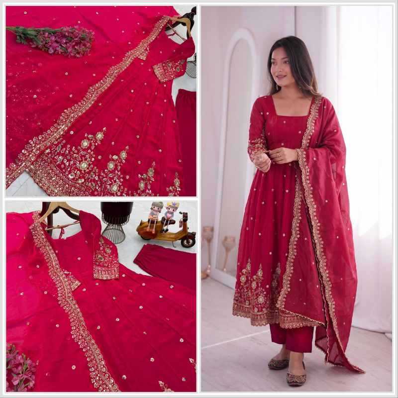 Fendy Embroidery Gown in Purple