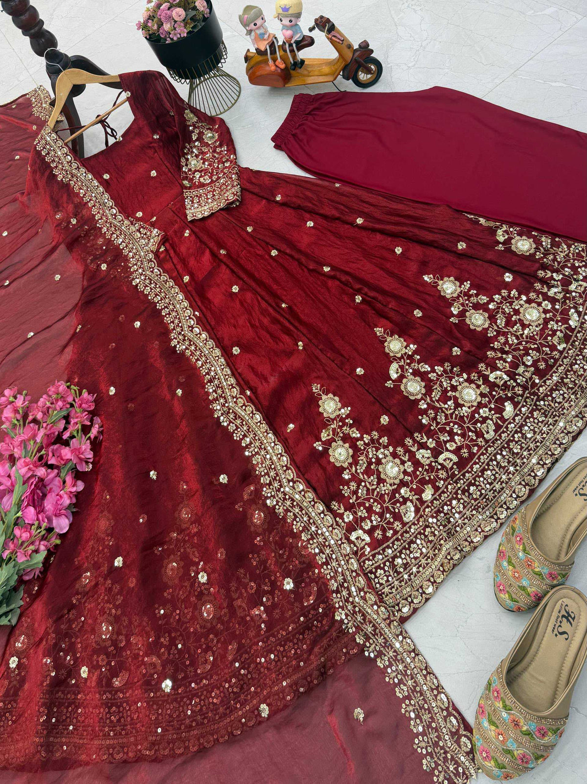 Fendy Embroidery Gown in Purple