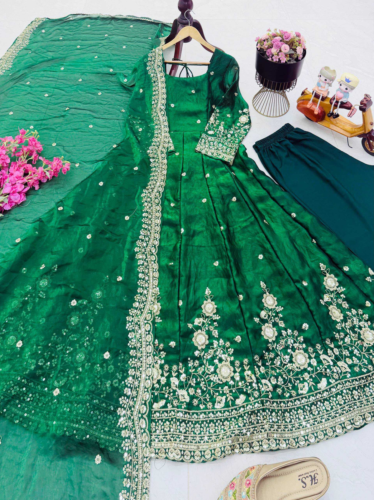 Fendy Embroidery Gown in Purple