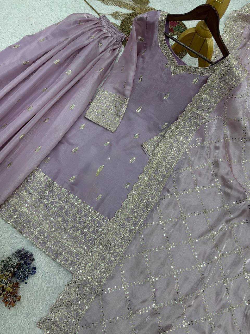 Embroidery Suit