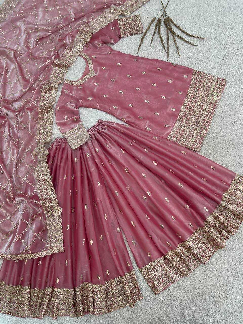 Embroidery Suit