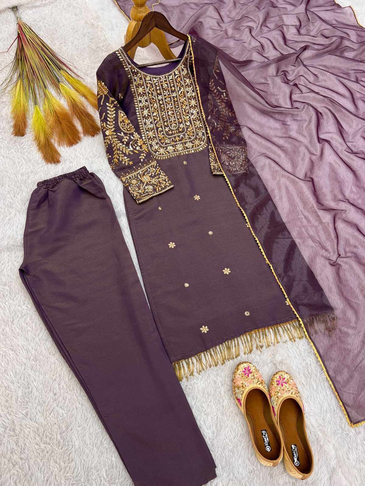 Embroidery Suit