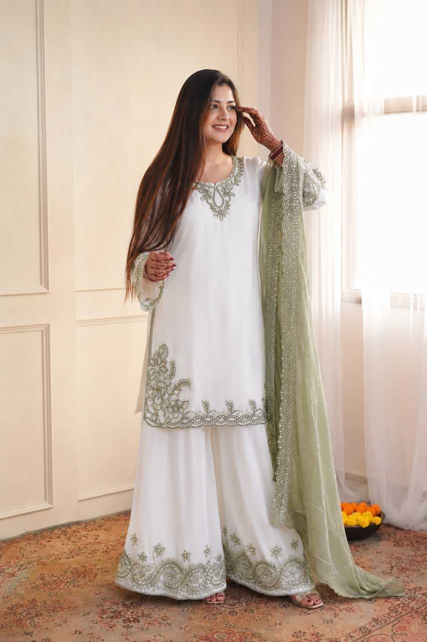 Embroidery Suit