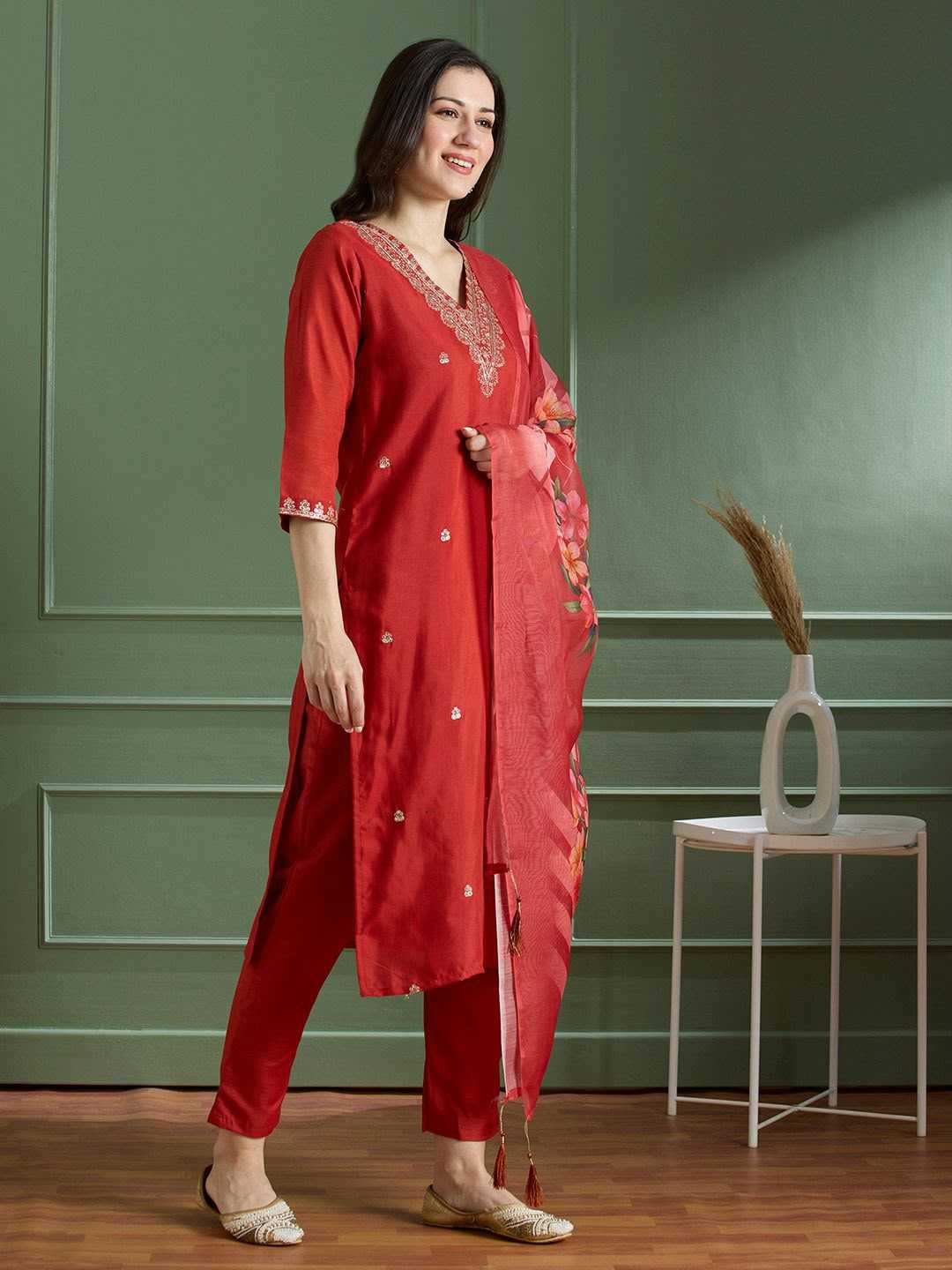 Rayon Kurti