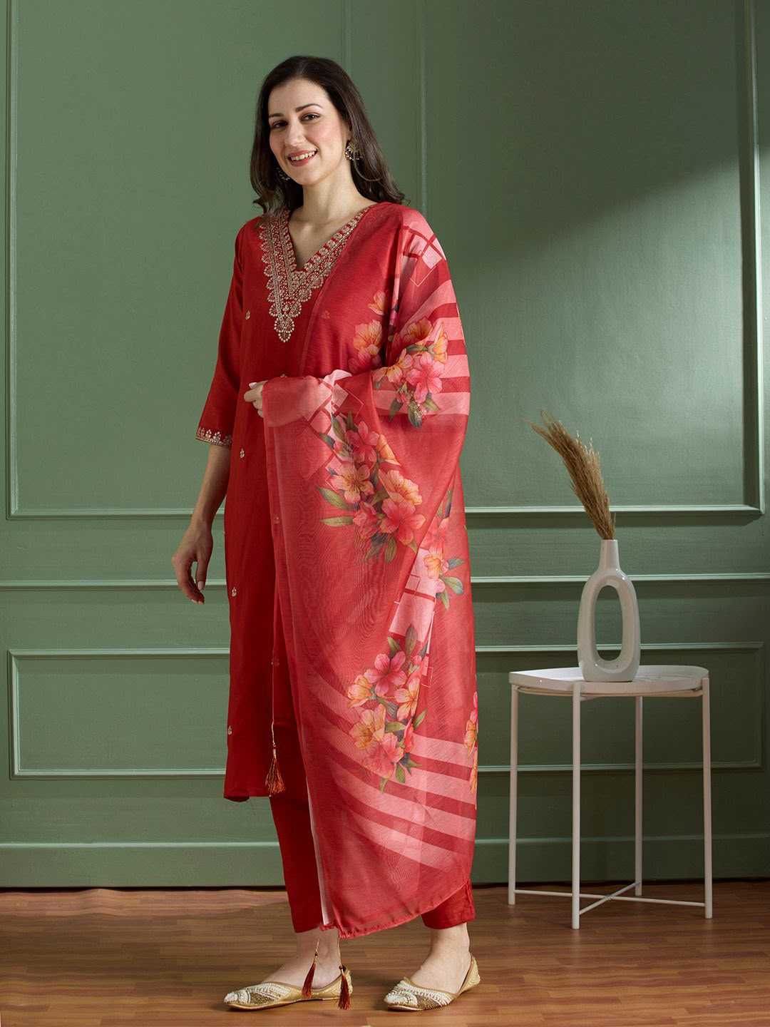 Rayon Kurti