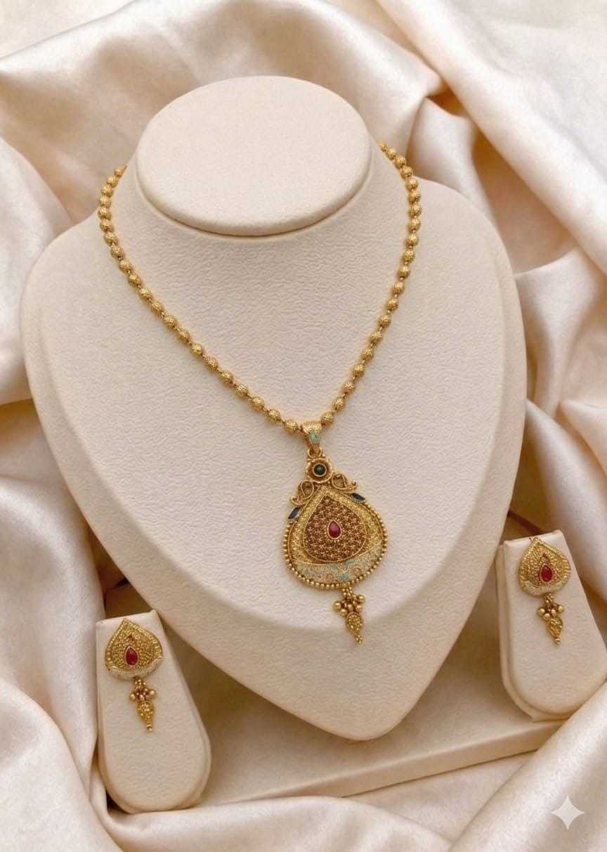 Brass Fashion Pendant