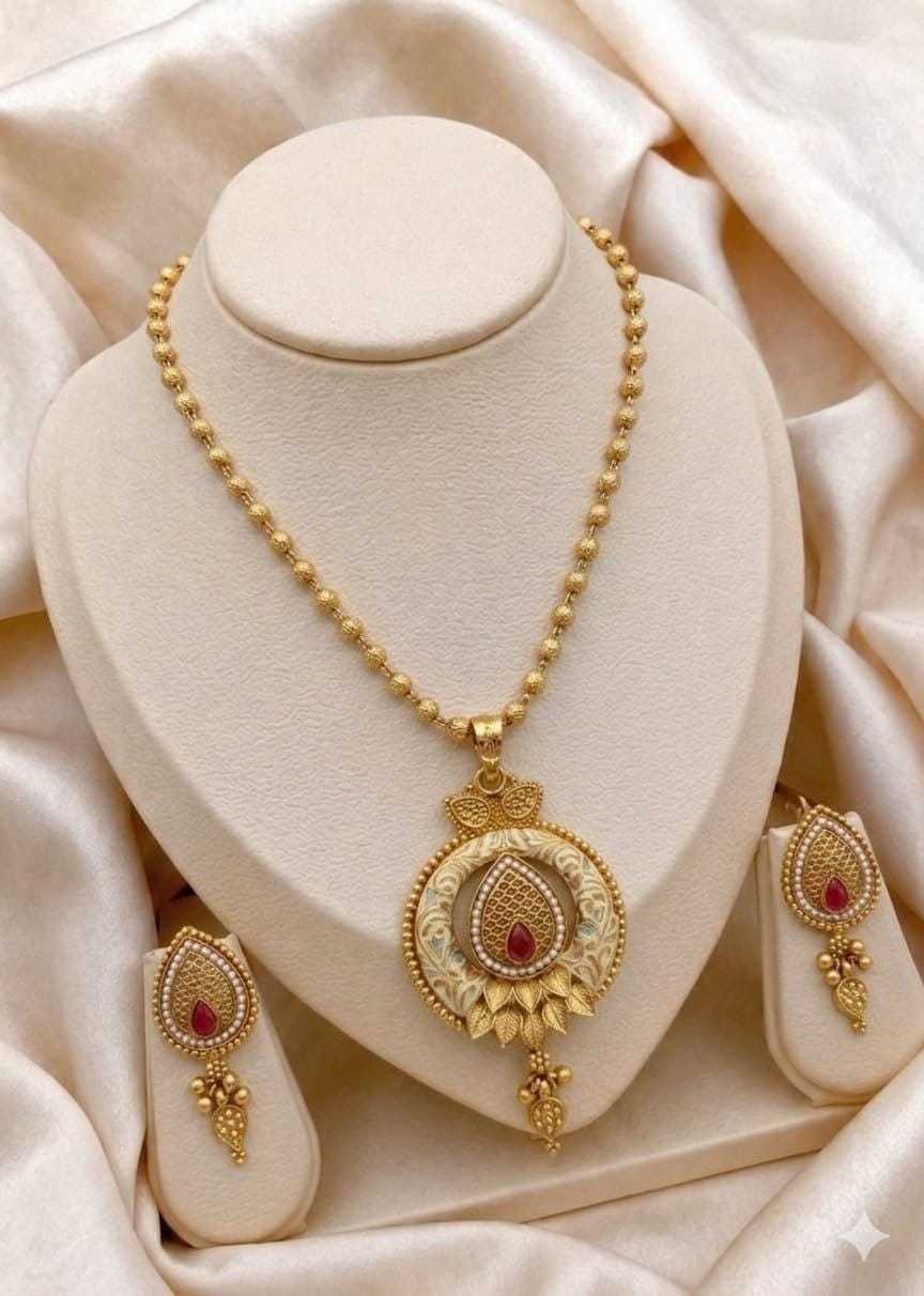 Brass Fashion Pendant