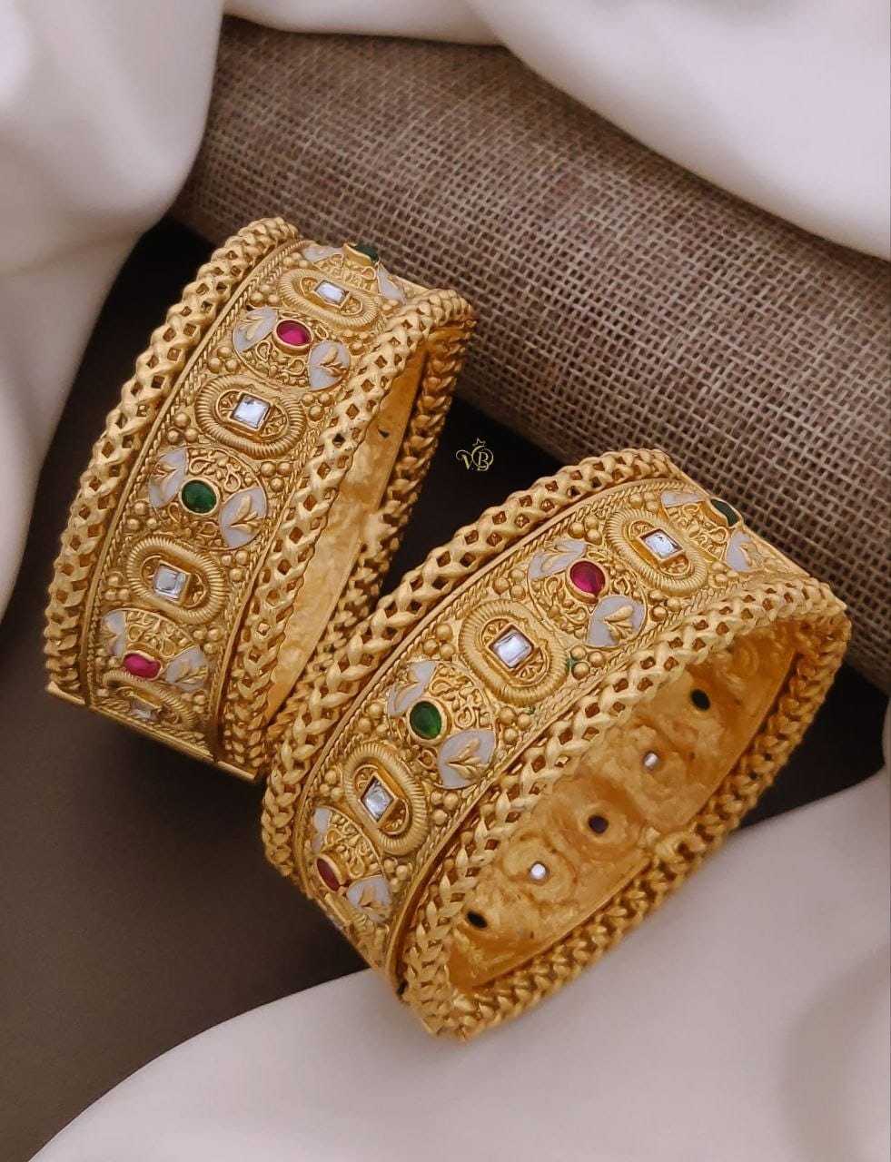 Kundan Bangles